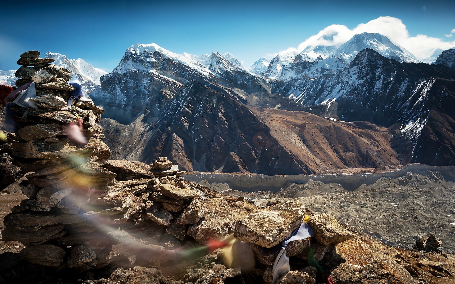 The himalayas are the mountains