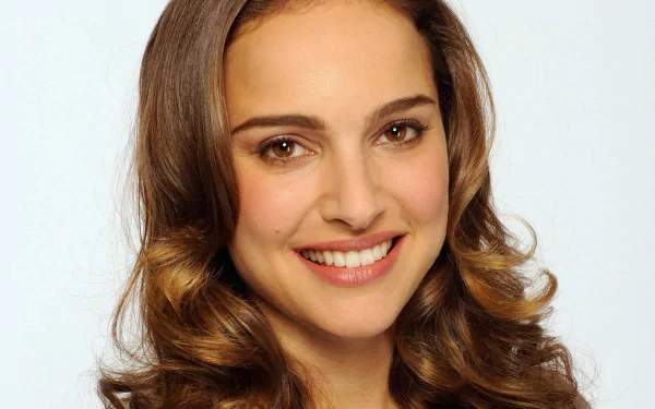 Celebrity Natalie Portman HD Desktop Wallpaper | Background Image
