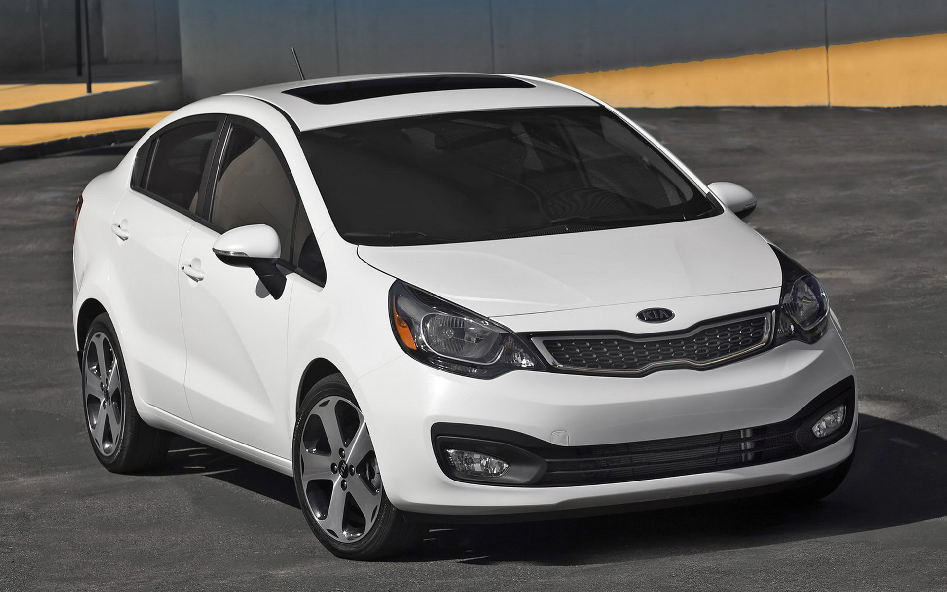 Download Vehicle Kia HD Wallpaper