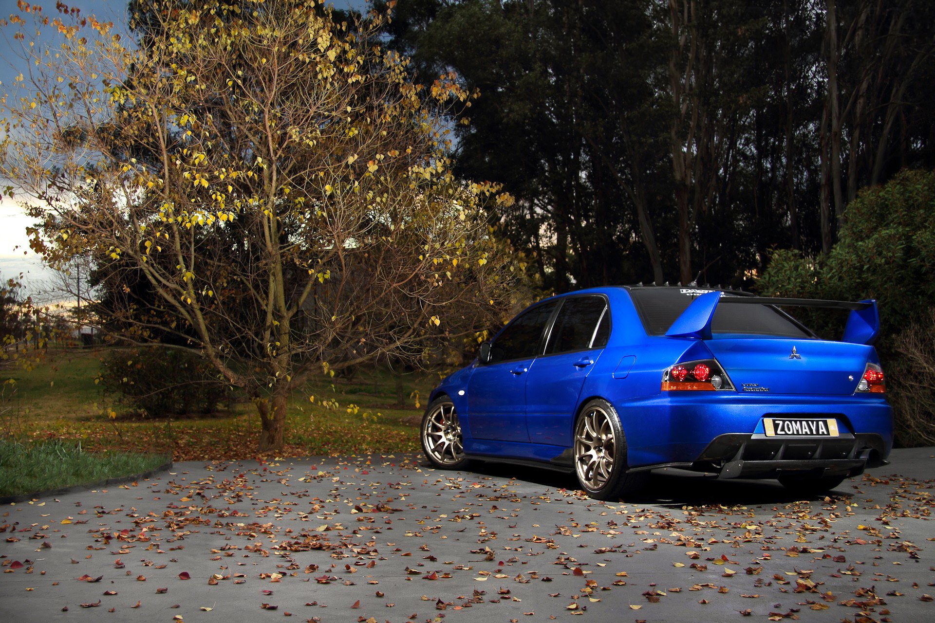 Download Vehicle Mitsubishi HD Wallpaper