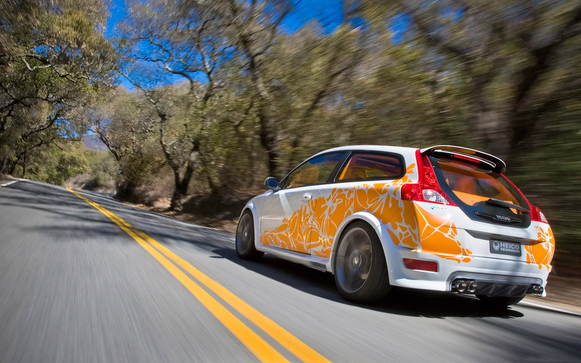 Download Vehicle Volvo HD Wallpaper