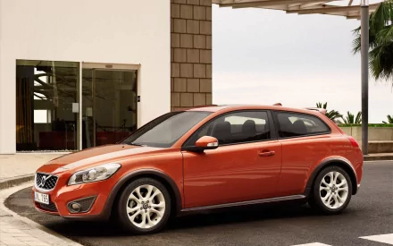 vehicle Volvo HD Desktop Wallpaper | Background Image