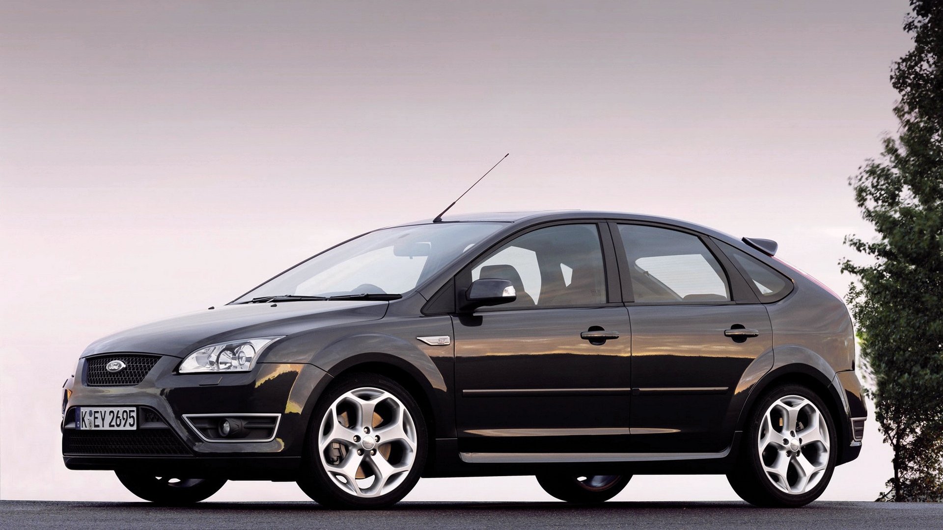 Download Vehicle Ford Focus HD Wallpaper