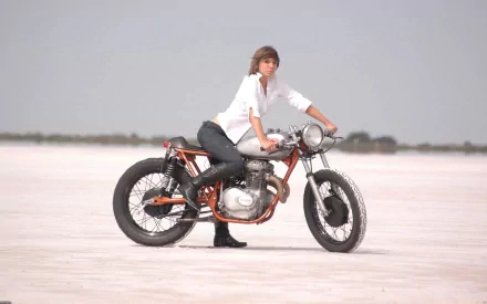 woman Girls & Motorcycles HD Desktop Wallpaper | Background Image