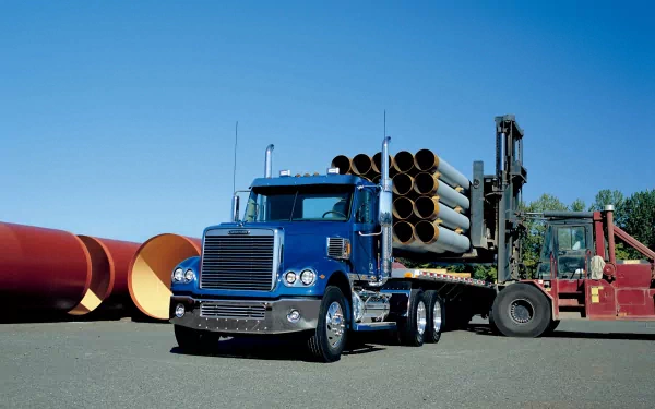  Freightliner Truck