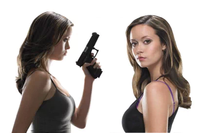 HD wallpaper featuring Summer Glau from the TV show Terminator: The Sarah Connor Chronicles, showing her in two poses, one holding a gun and another looking forward.