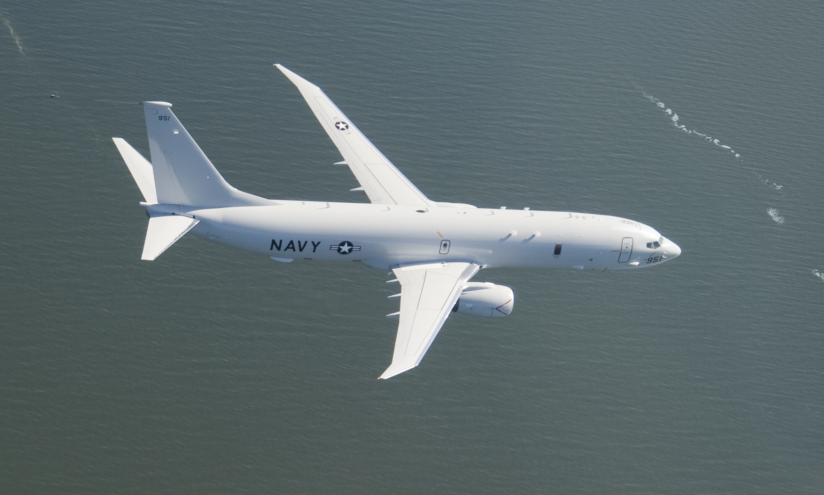 Boeing p 8a. P-8a Poseidon. Боинг Посейдон p8. Boeing p-8a Poseidon ВМС США. Самолёт Посейдон p8.