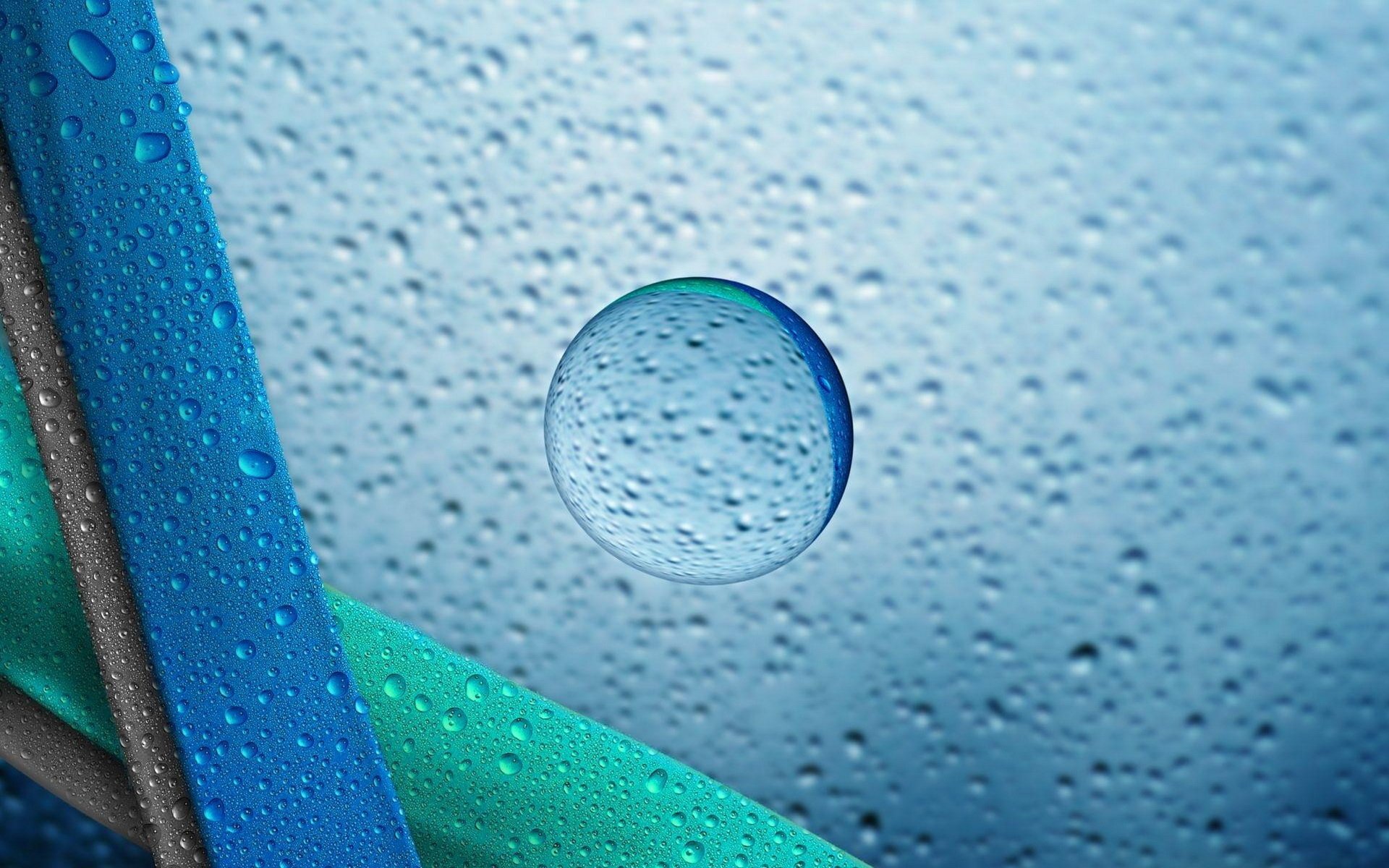 Artistic Water Drop HD Wallpaper