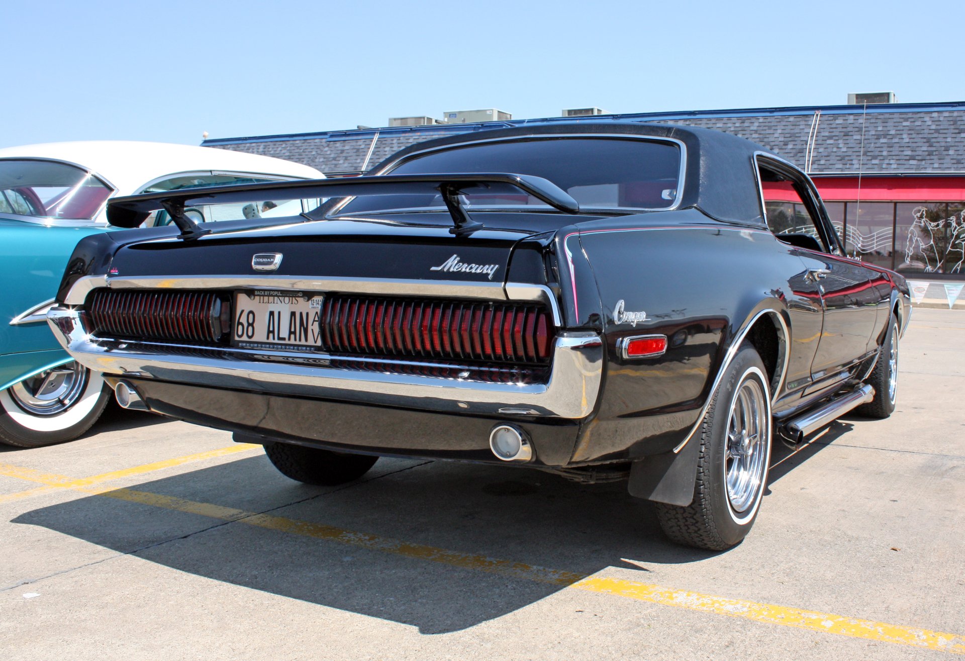 Download Vehicle Mercury Cougar HD Wallpaper