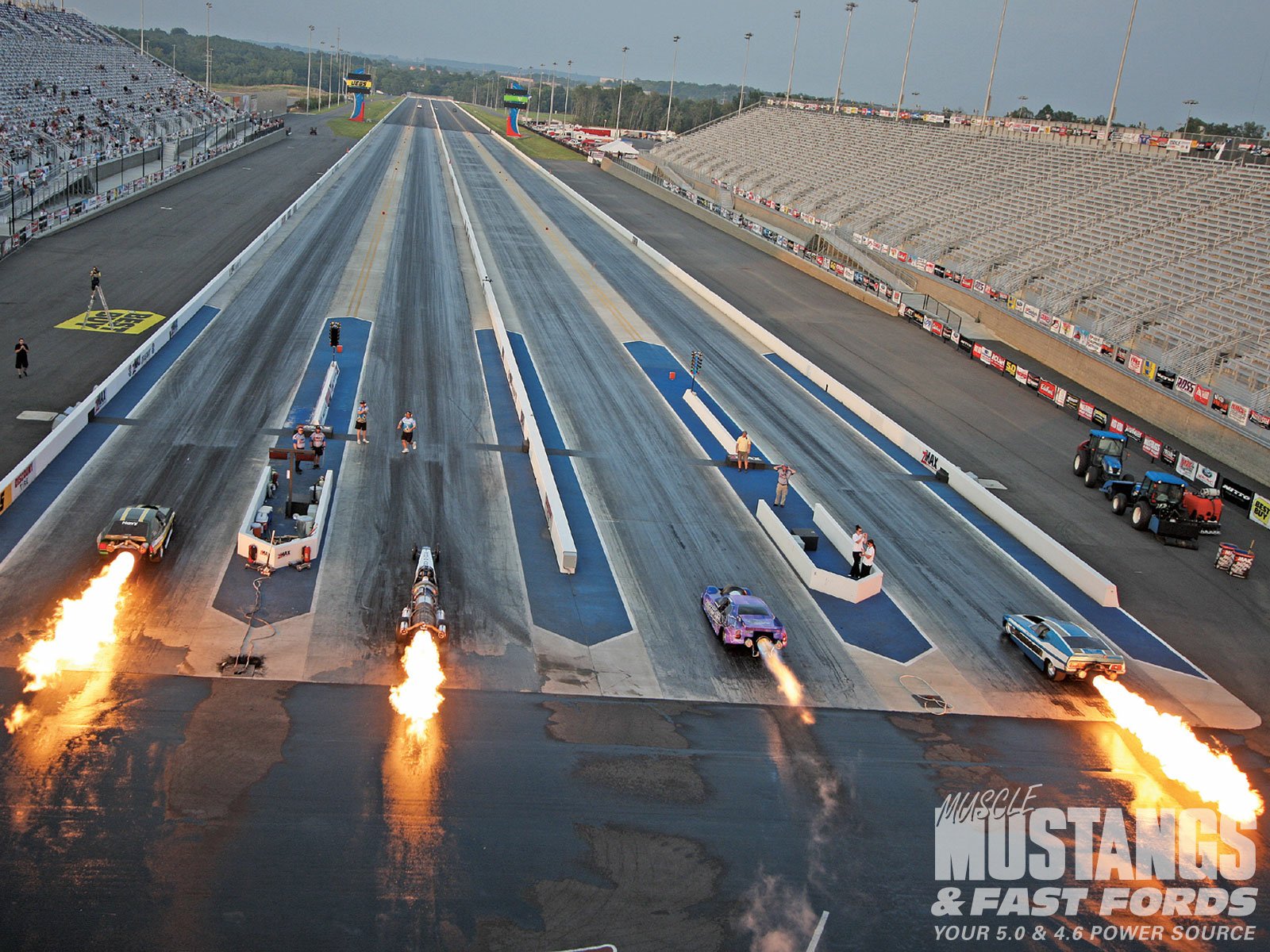 Где самый быстрый. Drag Racing гонки. Гонка драг рейсинг. Драг. Длинные гонки.