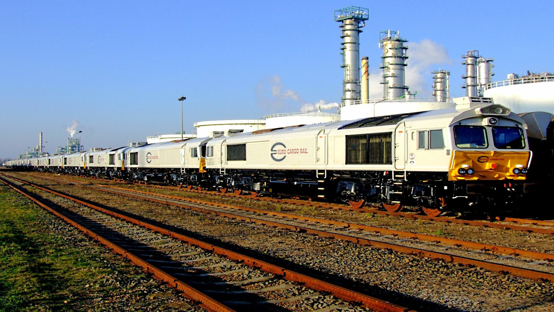 Train HD Wallpaper | Background Image | 1920x1080