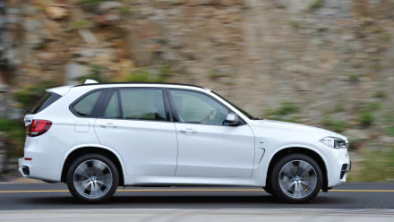 vehicle 2014 BMW X5 M50d HD Desktop Wallpaper | Background Image
