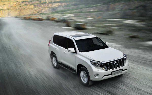vehicle 2014 Toyota Land Cruiser HD Desktop Wallpaper | Background Image