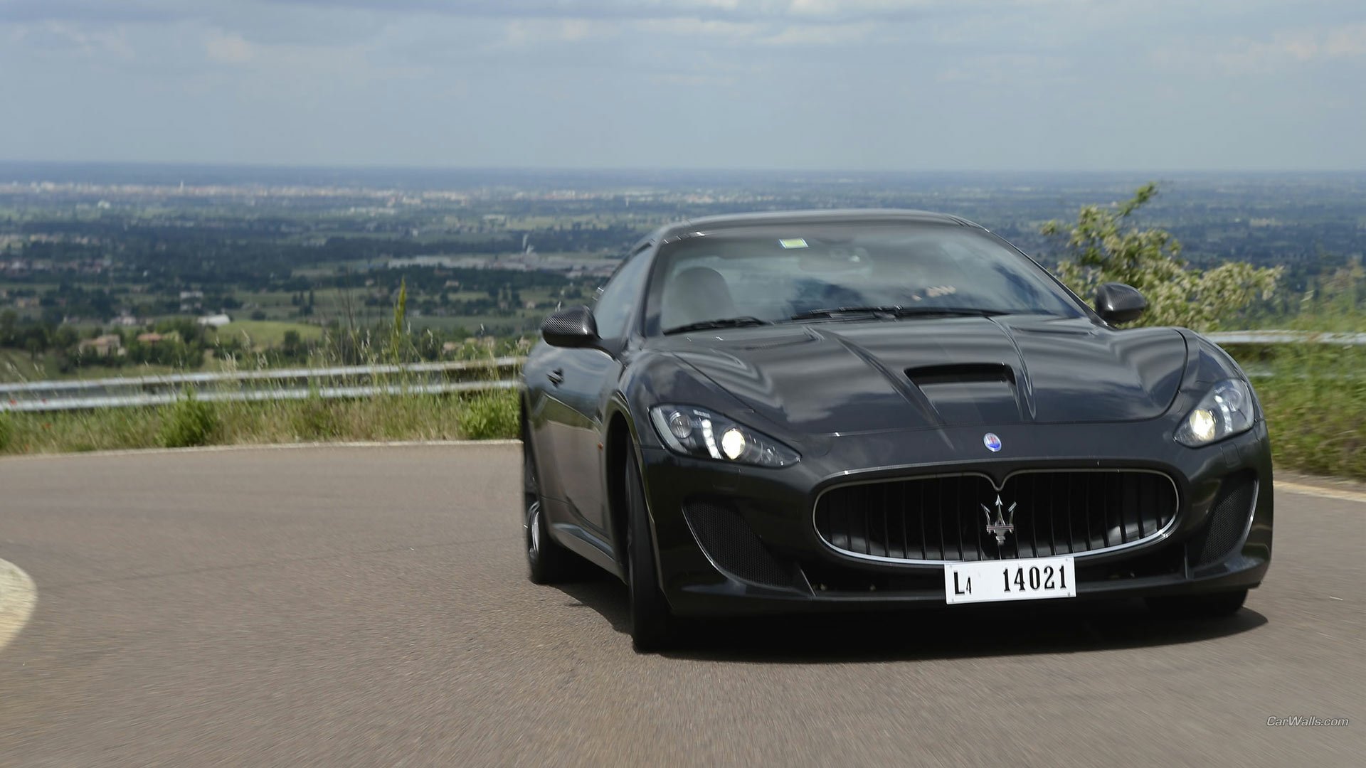 Download Vehicle 2014 Maserati GranTurismo MC Stradale HD Wallpaper