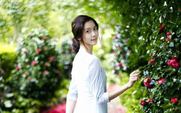 Música Im Yoona Cantantes Corea del Sur Coreano South Korean Actress Singer Dancer SNSD Fondo de pantalla HD | Fondo de Escritorio