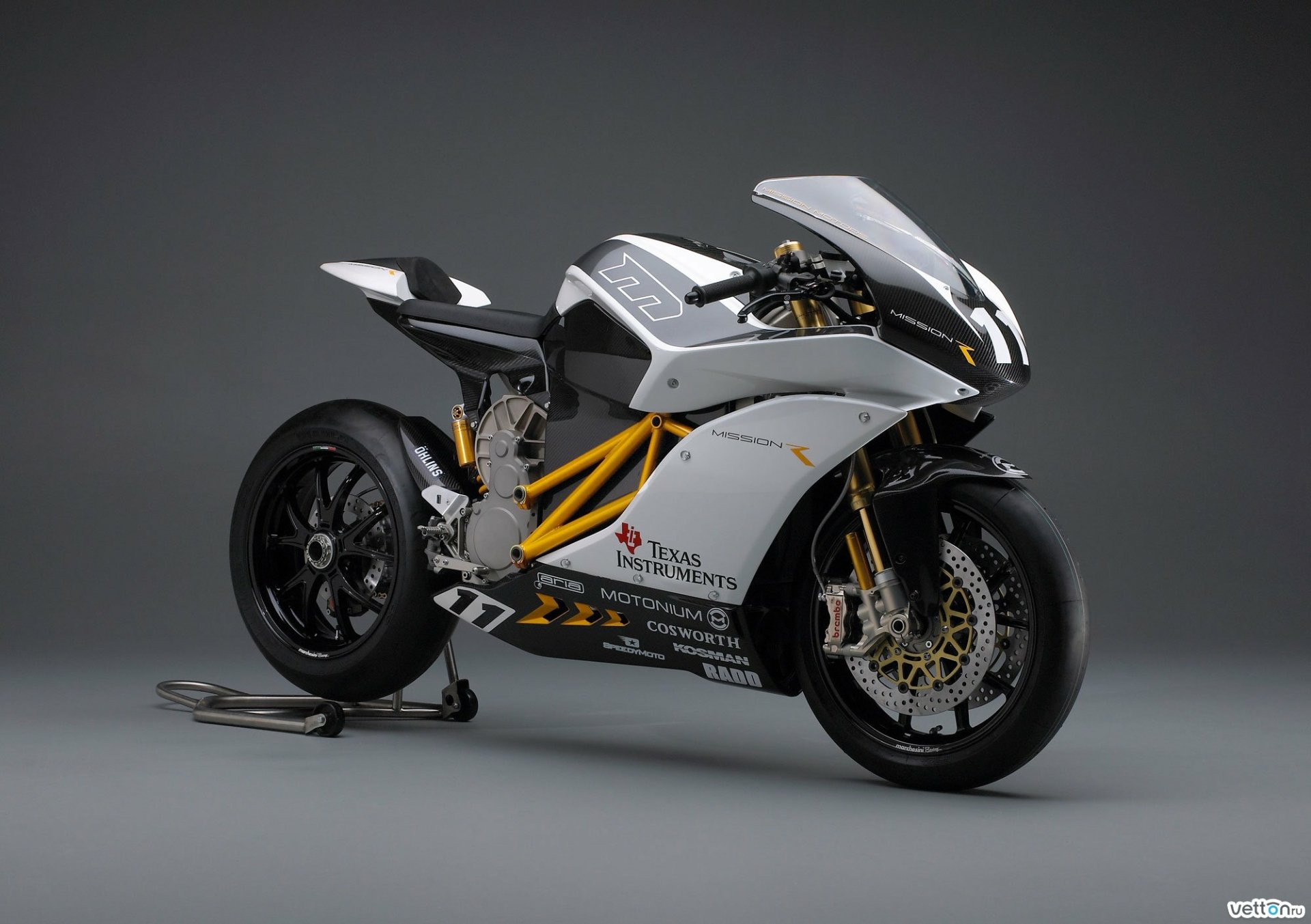 Mission R Wallpapers