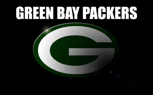 Green Bay Packers HD desktop wallpaper featuring the iconic G logo on a sleek black background, showcasing team pride and sports enthusiasm.