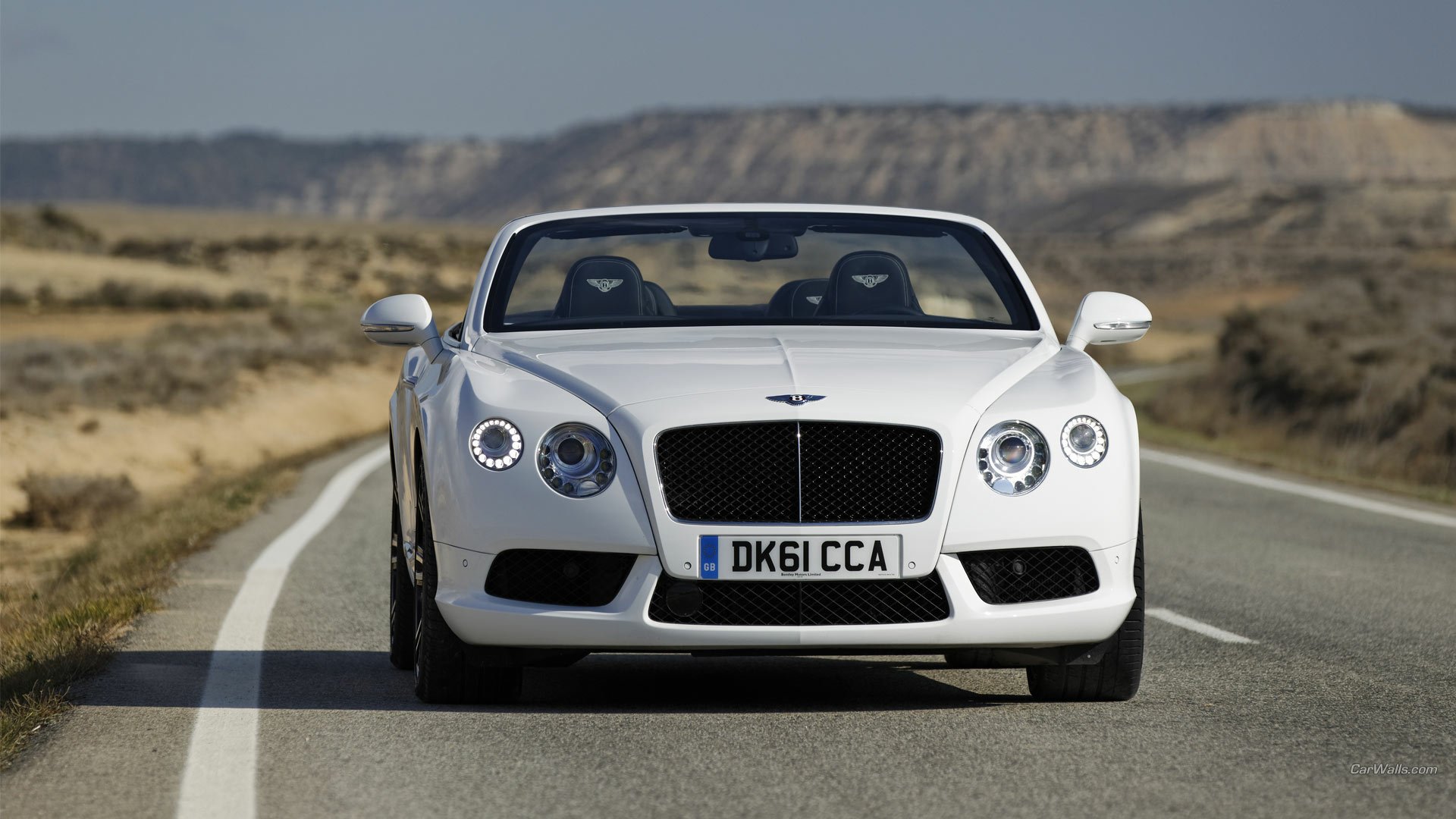 Download Vehicle Bentley Continental GT HD Wallpaper
