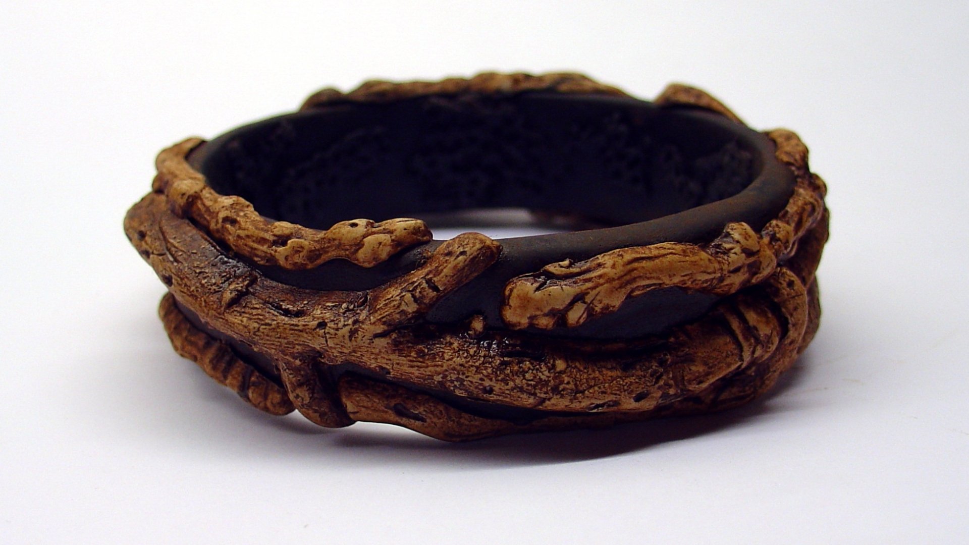 Download Man Made Bracelet HD Wallpaper