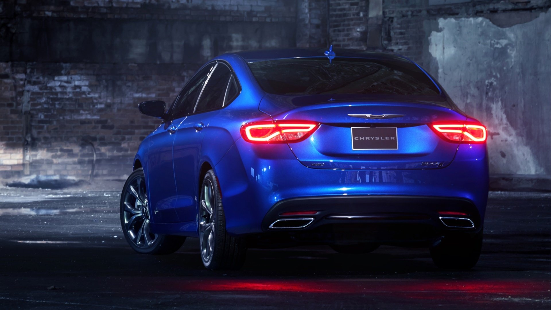 Download Vehicle Chrysler 200 HD Wallpaper