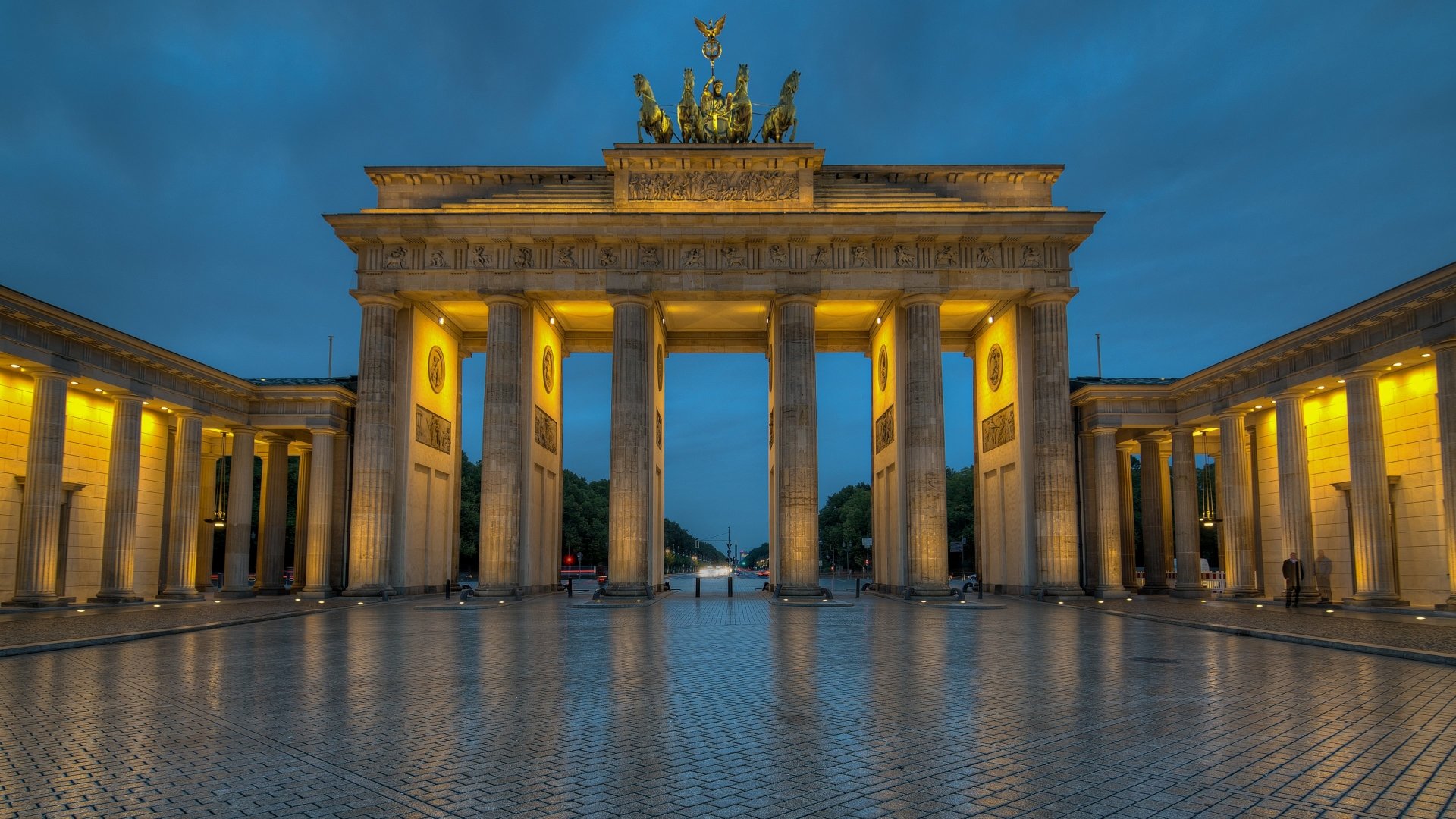 Brandenburger Tor Gold Berlin Germany Euope City Monument Night Wallpaper  Hd  Wallpapers13com