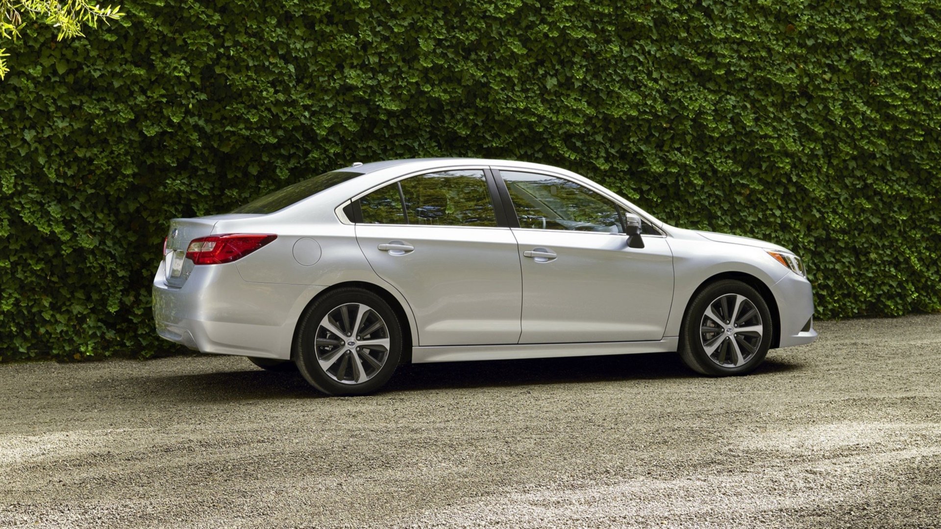 Download Vehicle 2015 Subaru Legacy HD Wallpaper