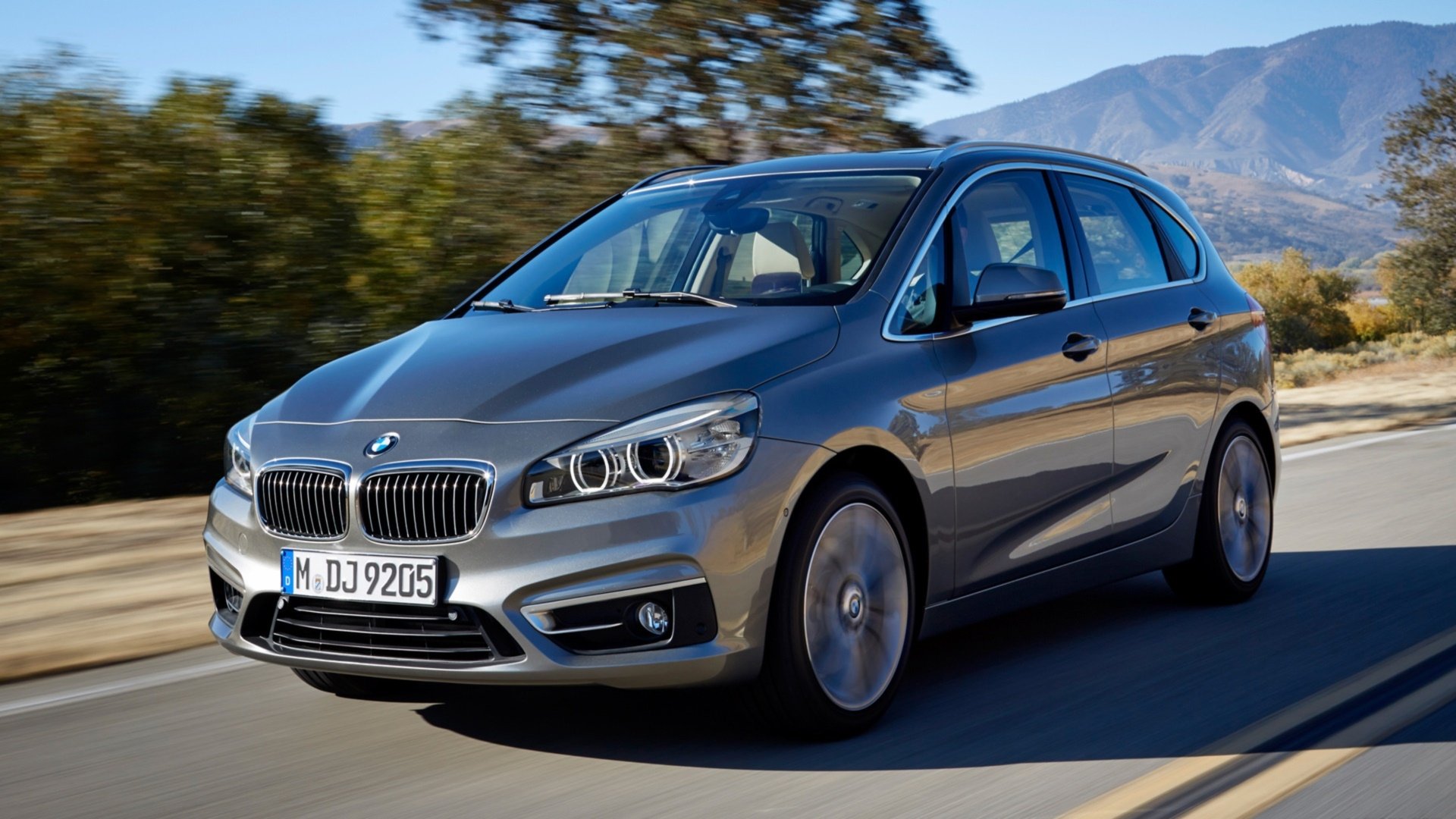 Download Vehicle BMW 2 Series Active Tourer HD Wallpaper