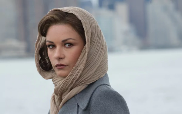 HD desktop wallpaper featuring Catherine Zeta-Jones as Cathleen Hostetler from the movie Broken City, set against a blurred urban background.