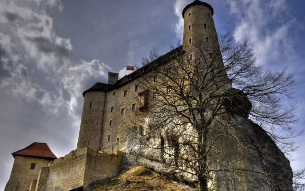  bobolice castle in niegowa