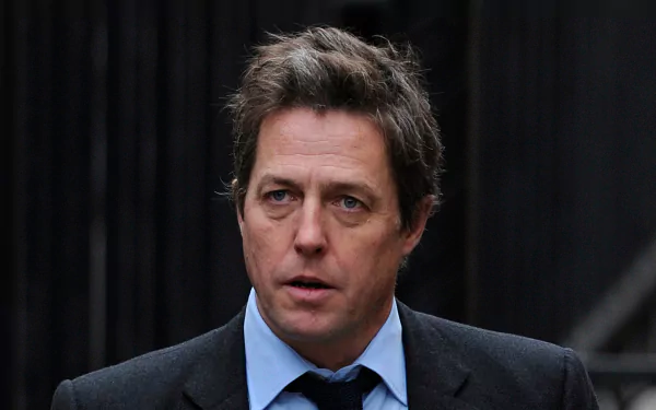 actor British Celebrity Hugh Grant HD Desktop Wallpaper | Background Image