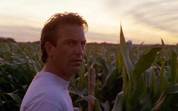  Kevin Costner