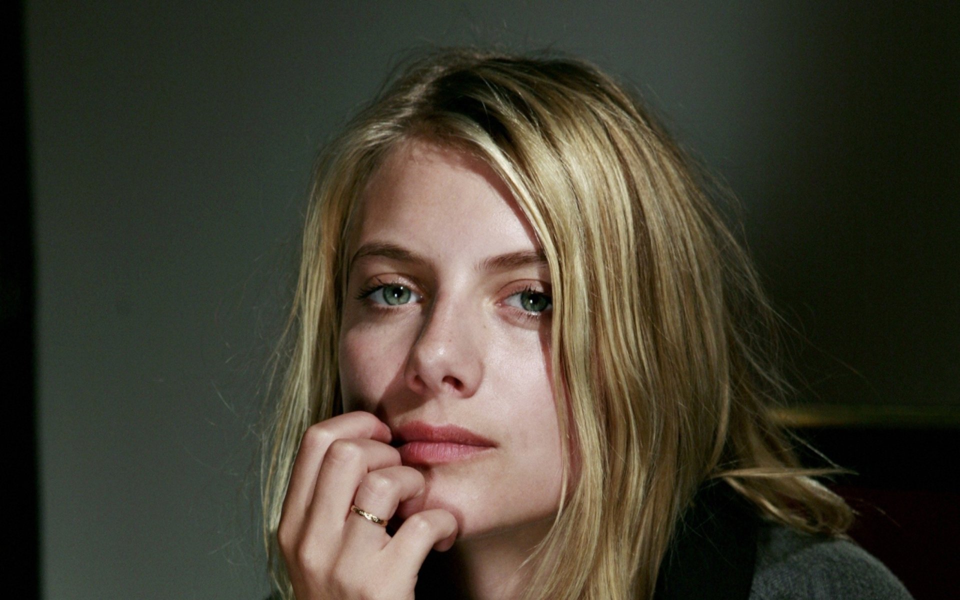 Download French Actress Celebrity Melanie Laurent HD Wallpaper