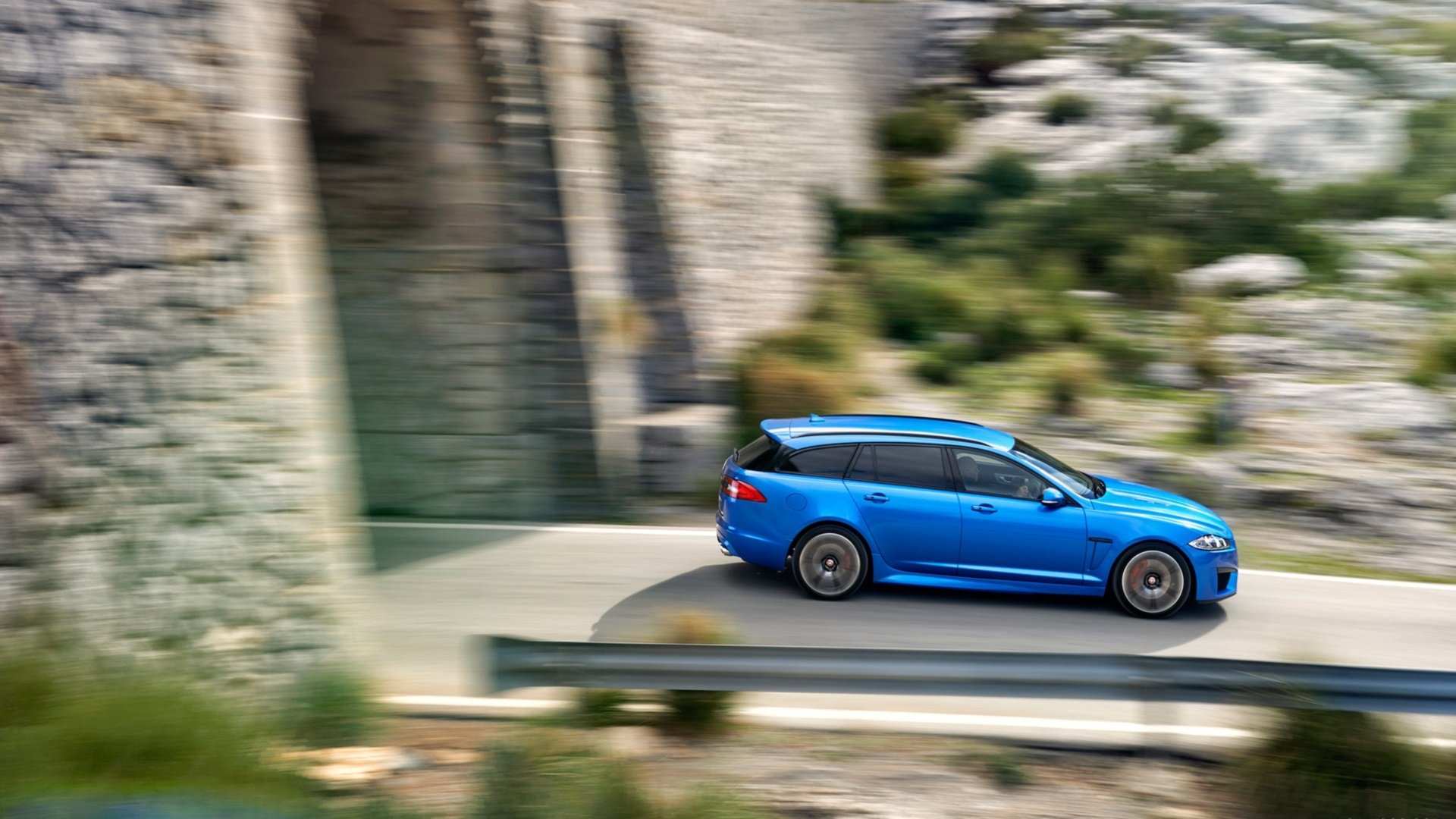 Download Vehicle Jaguar XFR-S Sportbrake HD Wallpaper