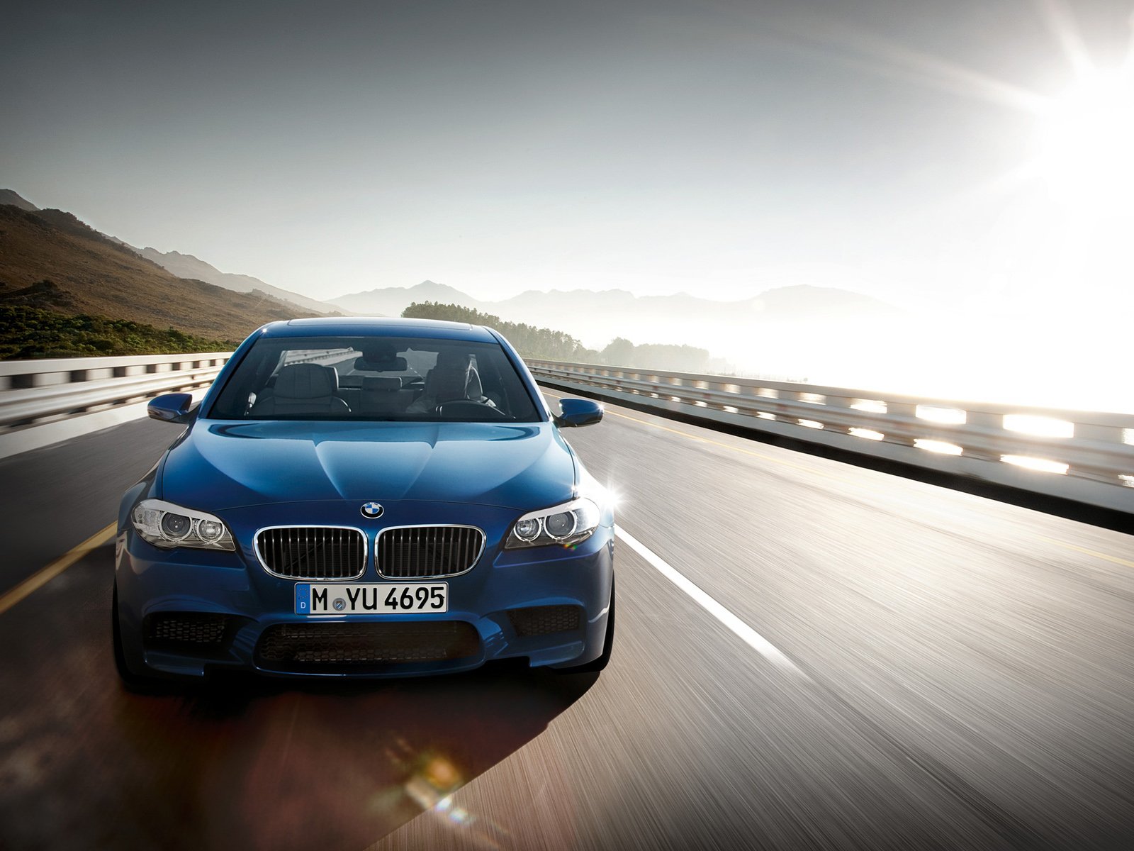 Download BMW Vehicle 2012 BMW M5 Wallpaper
