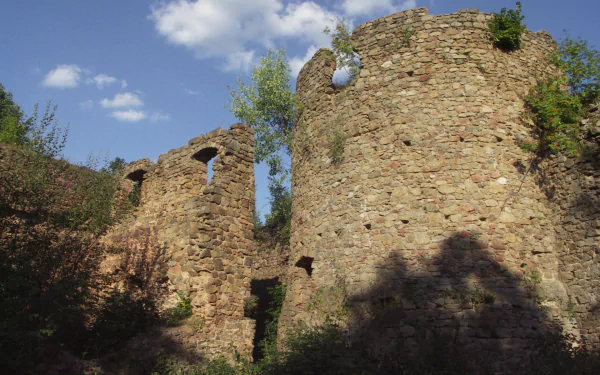 man made Cisy Castle HD Desktop Wallpaper | Background Image