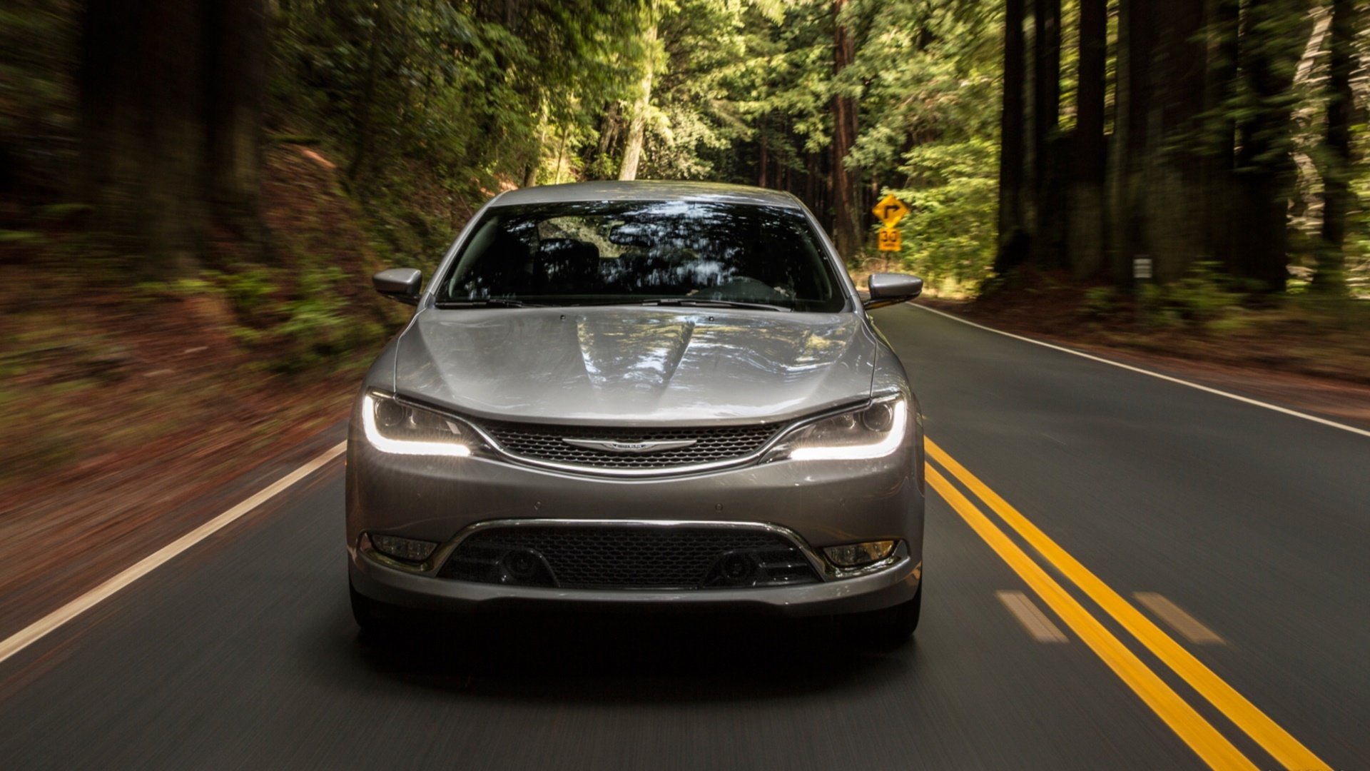 Download Vehicle Chrysler 200 HD Wallpaper