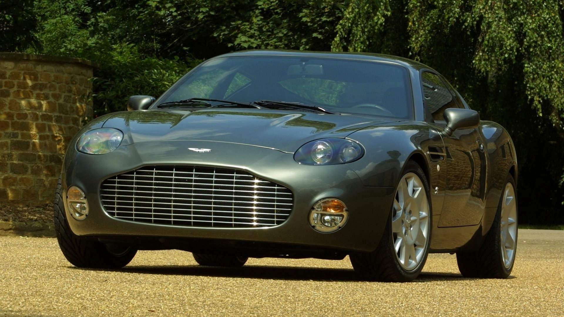 Download Vehicle Aston Martin DB7 Zagato HD Wallpaper