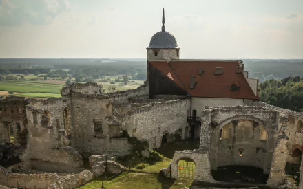 man made Janowiec Castle HD Desktop Wallpaper | Background Image