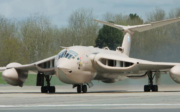 military Handley Page Victor HD Desktop Wallpaper | Background Image