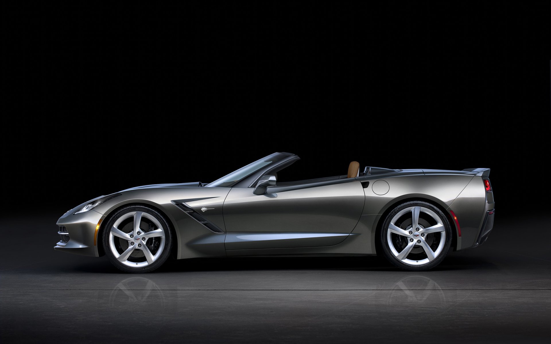 Download Chevrolet Vehicle Chevrolet Corvette Stingray Convertible HD Wallpaper