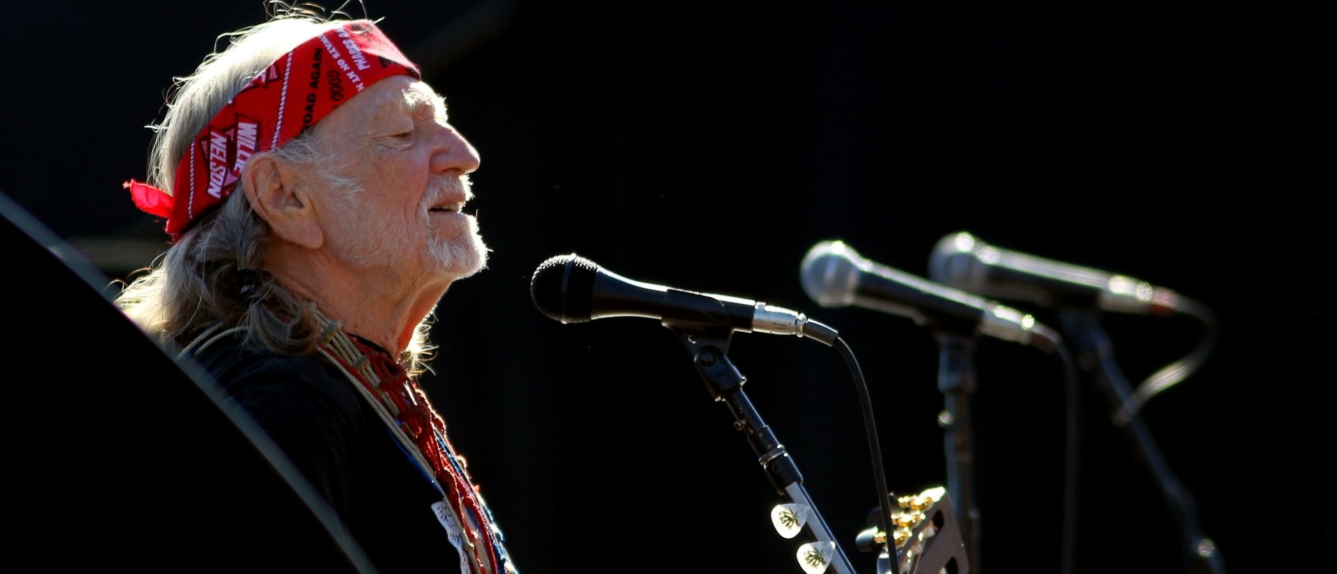 Download Music Willie Nelson HD Wallpaper