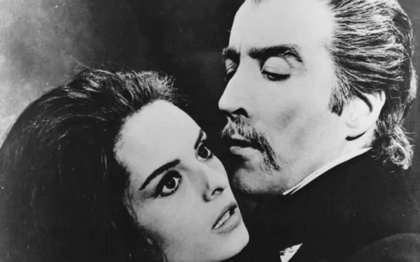 Black and white HD PC desktop wallpaper featuring a close-up scene from the horror movie Dracula, showing intense expressions of two characters in a dramatic moment.