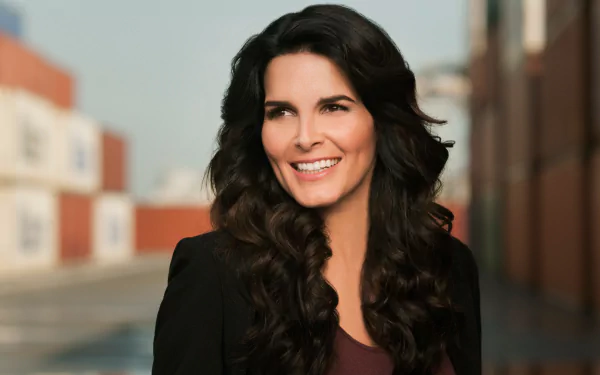 American actress Celebrity Angie Harmon HD Desktop Wallpaper | Background Image