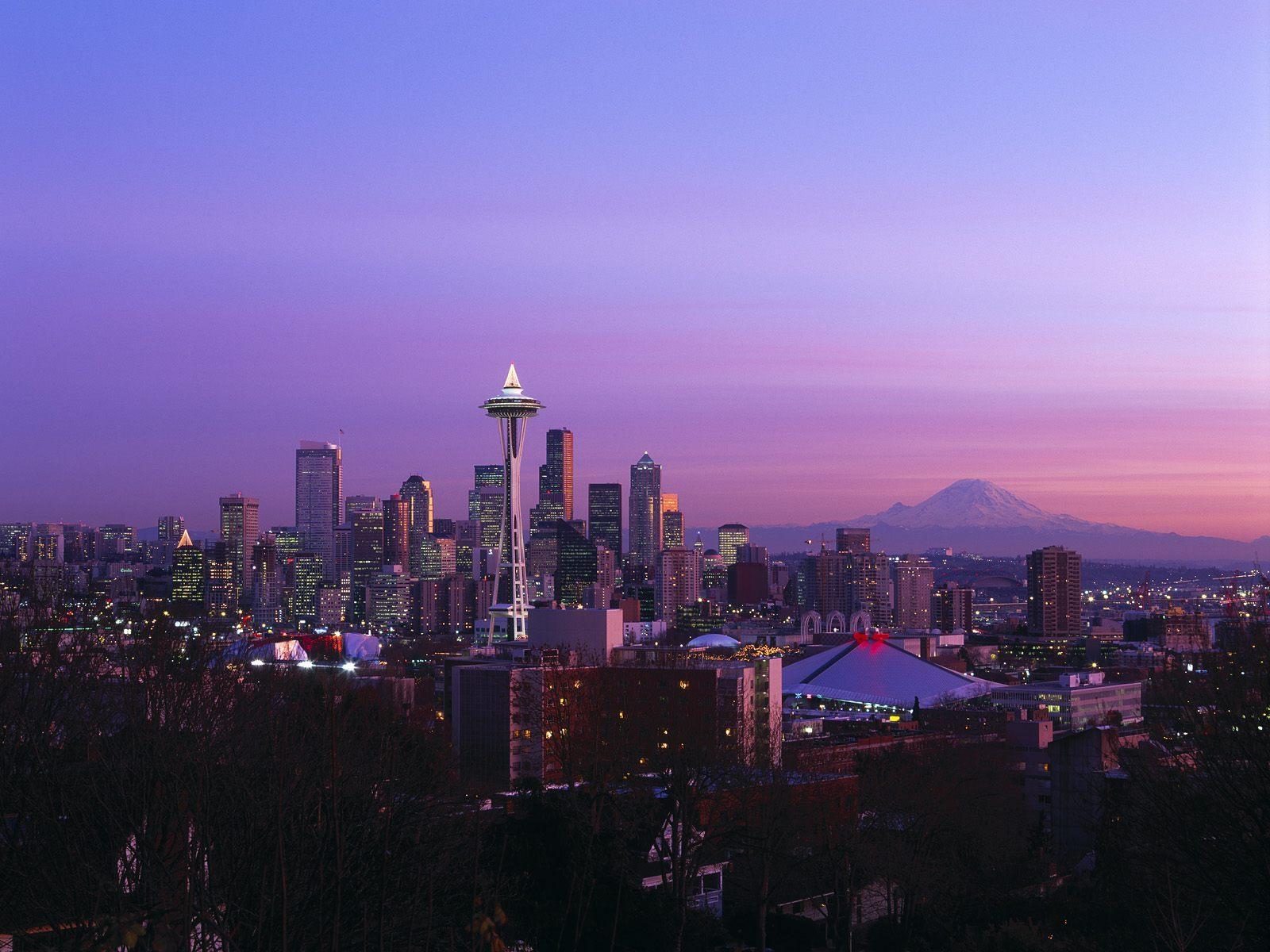 Scenic view of Mount Rainier and Space Needle in Washington.