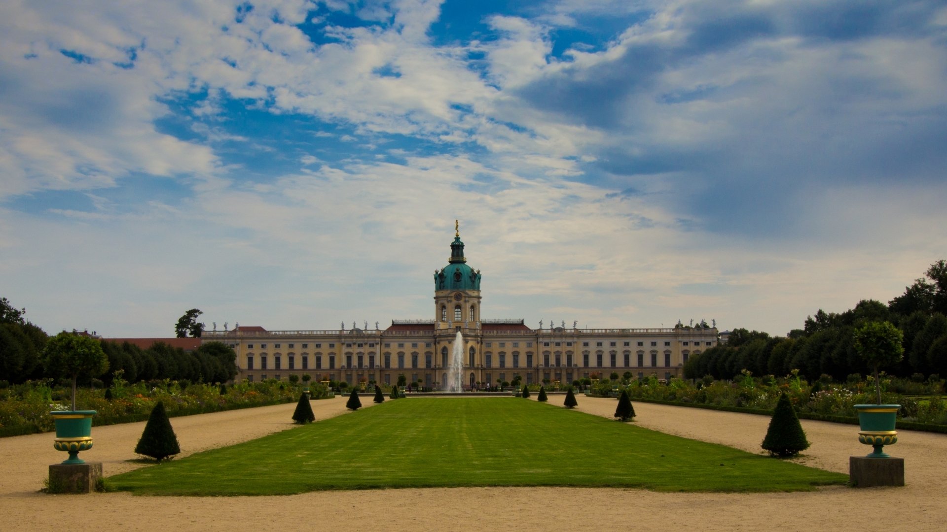 Download Man Made Charlottenburg Palace HD Wallpaper