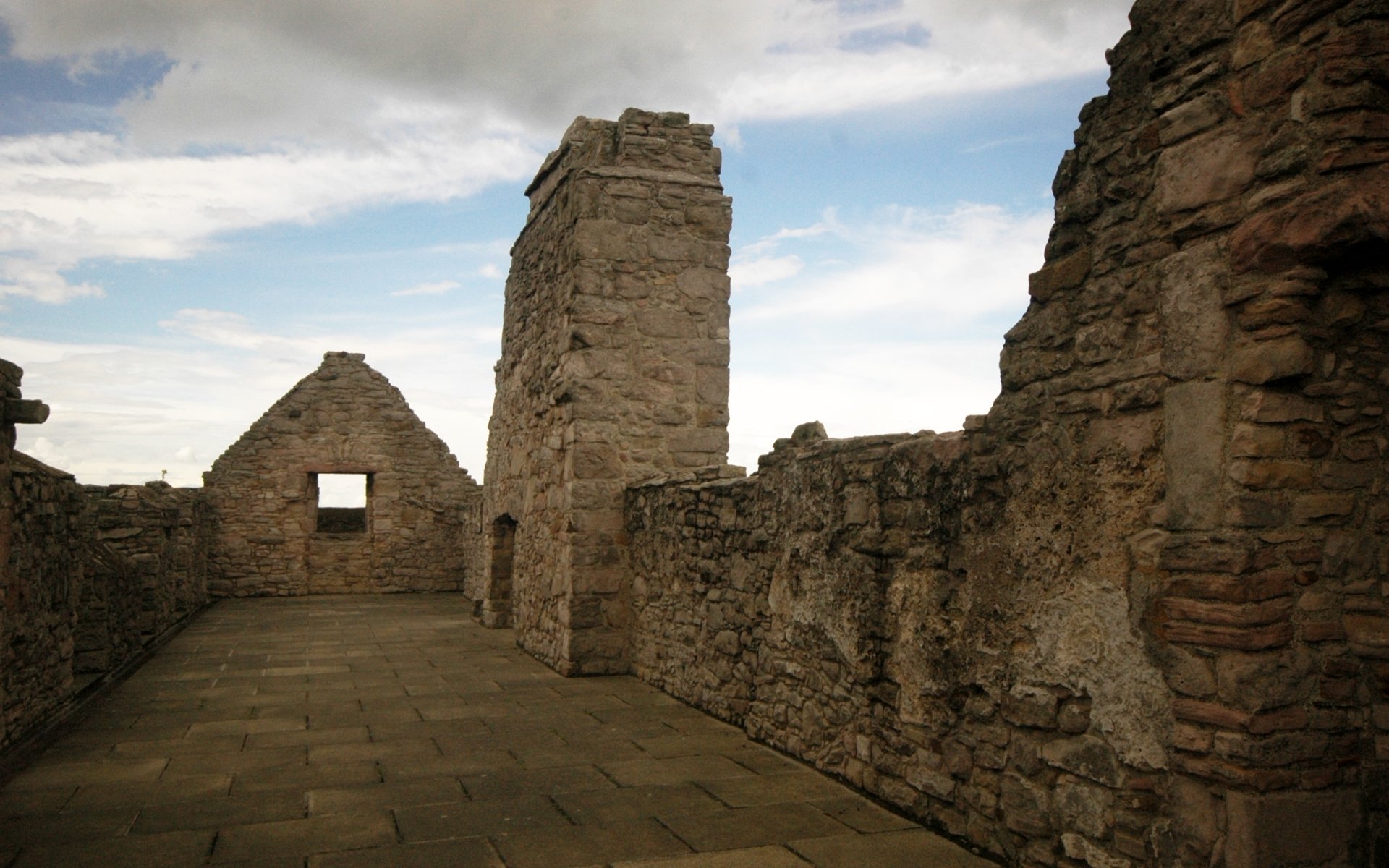 Download Man Made Craigmillar Castle HD Wallpaper