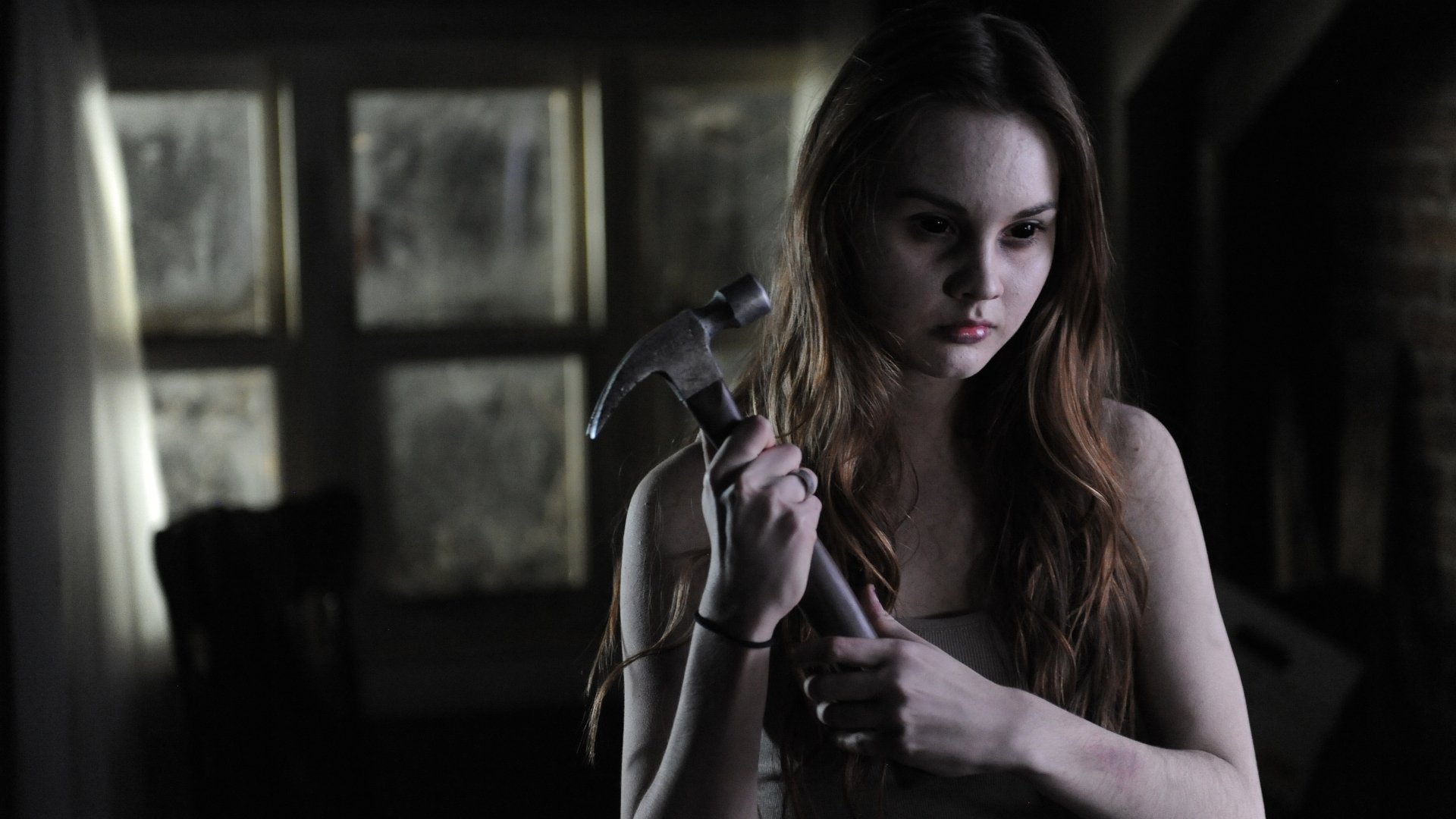 Download Liana Liberato Movie Haunt 4k Ultra HD Wallpaper