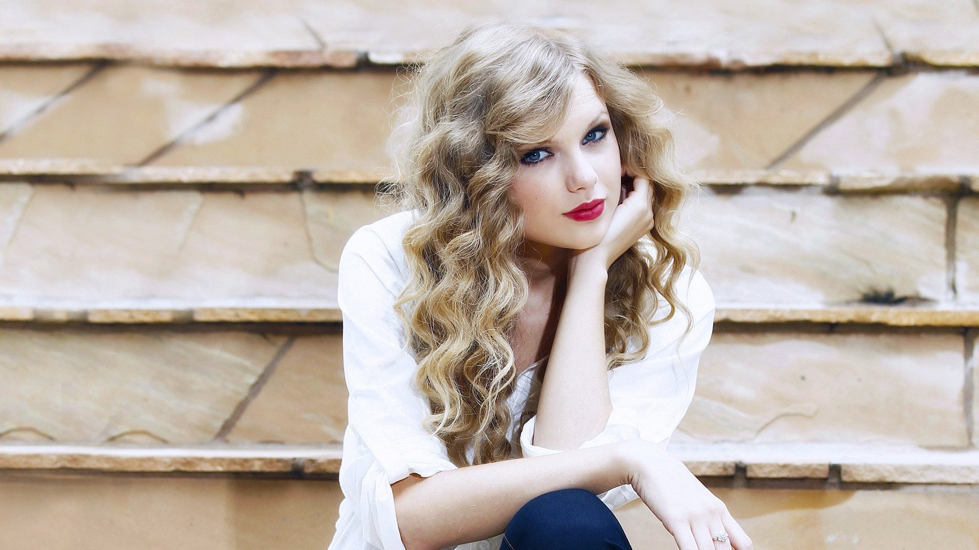 Taylor swift only. Taylor swift. тейлор свифт певица. тейлор свифт 22. тейлор свифт 2025.