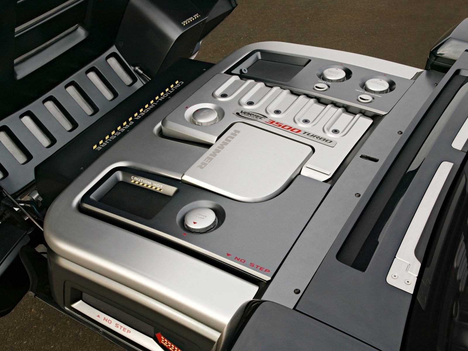 Download Hummer Vehicle Hummer H3T Concept Wallpaper