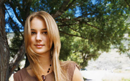 actress Canadian Celebrity Emily Vancamp HD Desktop Wallpaper | Background Image